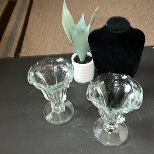 Vintage Sundae thick Glasses  very heavy set of 2